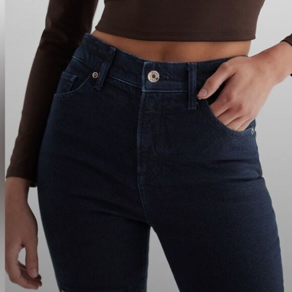 NWT! Express 90s-inspired high-waisted skinny jeans in dark wash - Size: 8S - Picture 3 of 3